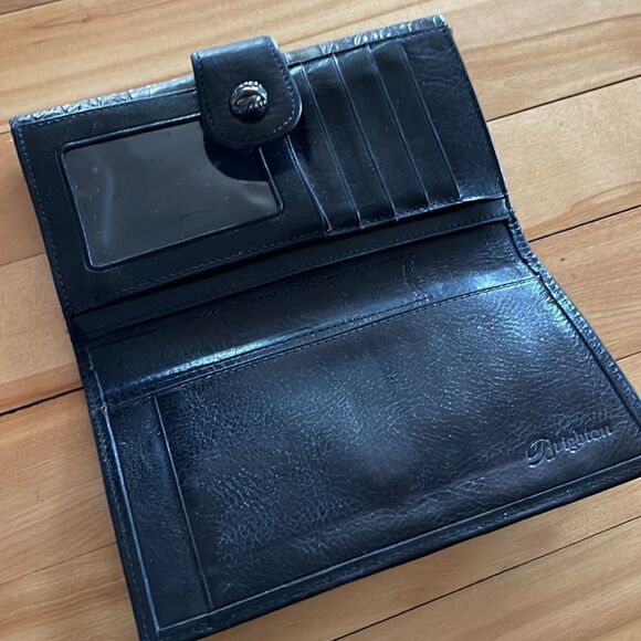 Brighton black leather croc embossed flap multi compartment wallet/clutch. - Picture 6 of 8